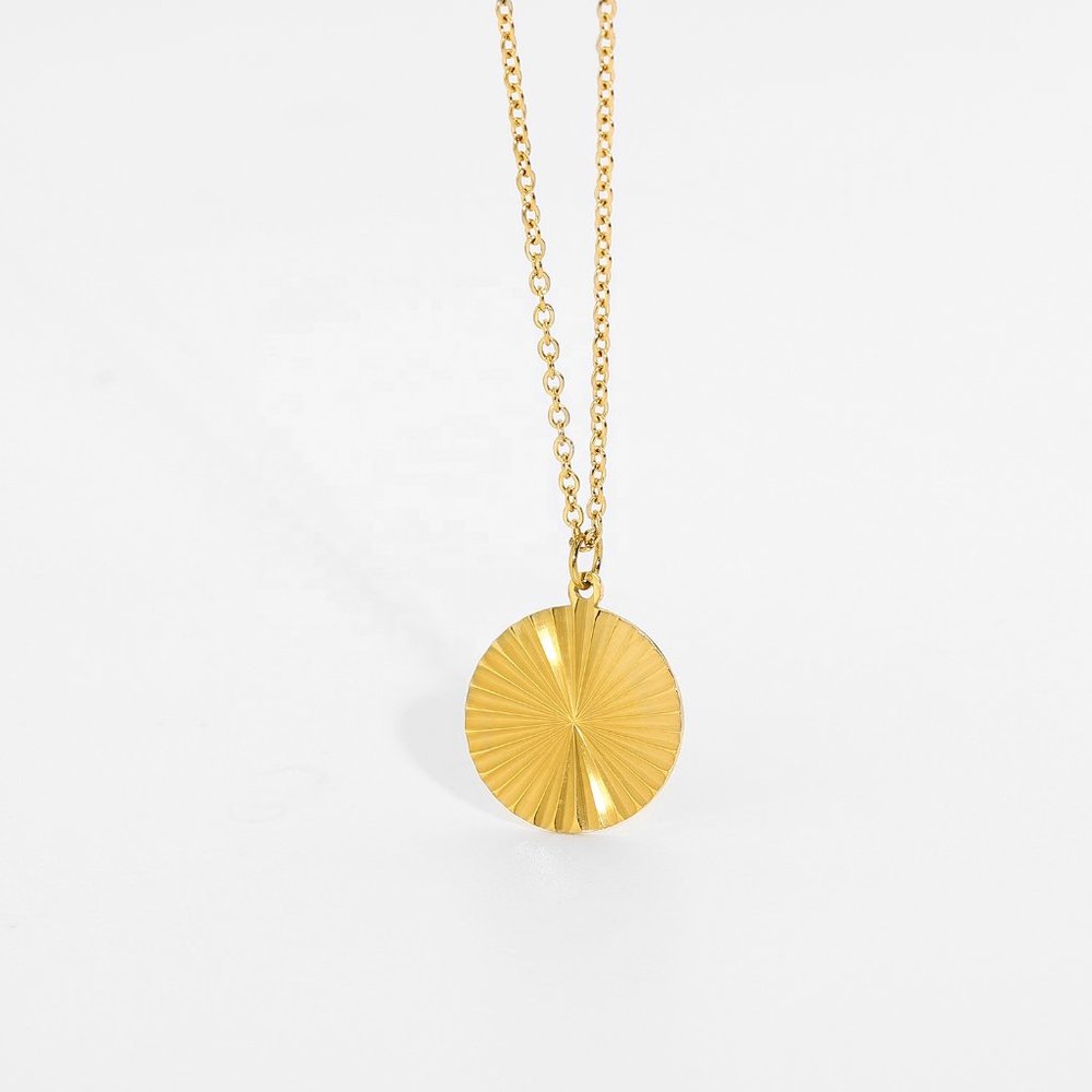 Mila Round Necklace